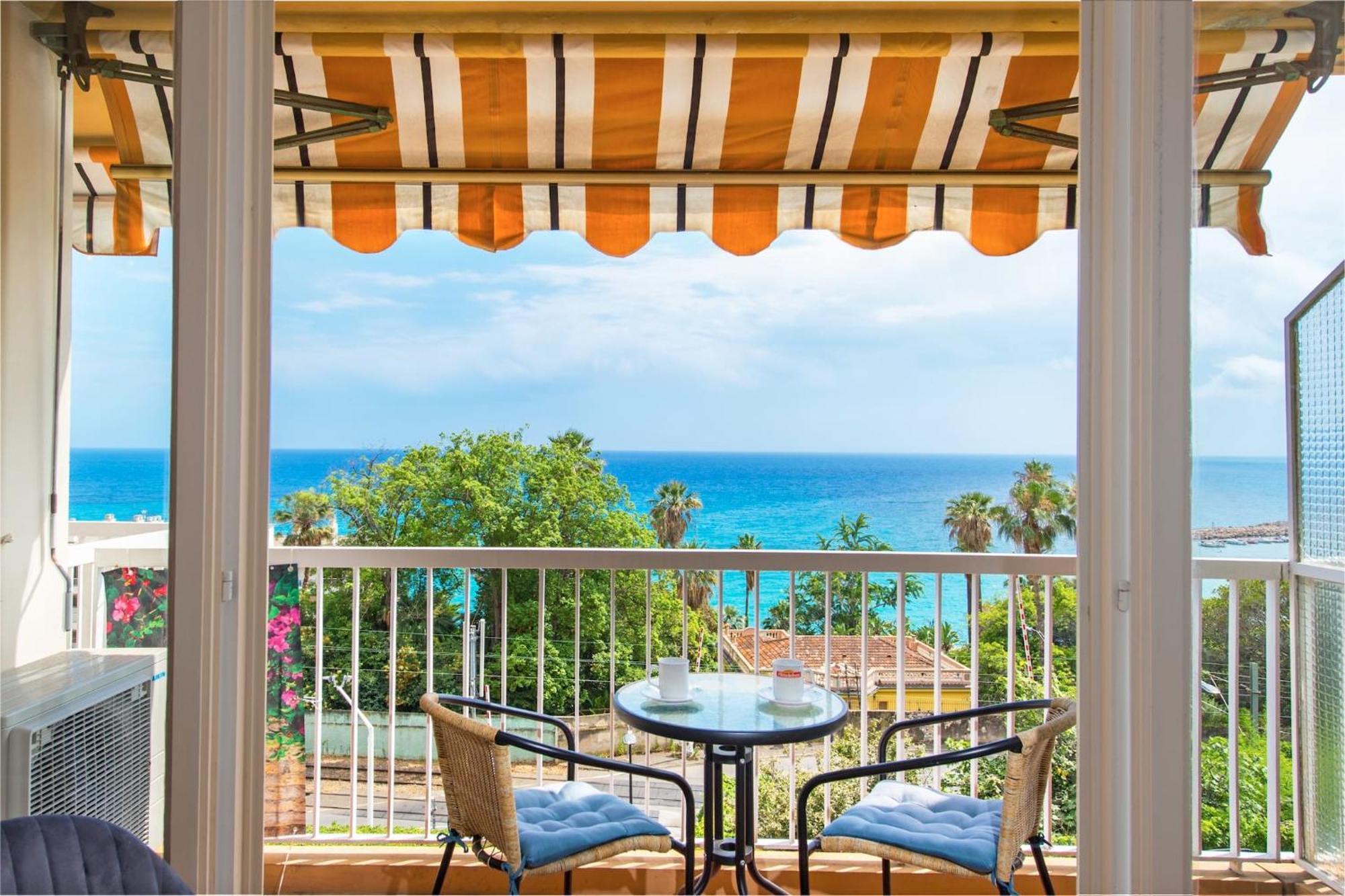 Vina Del Mare, Vue Mer, Terrasse Menton Exterior photo